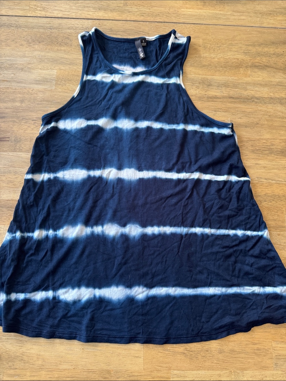 Ultra Flirt Navy and White Tie-Dye Sleeveless Tank